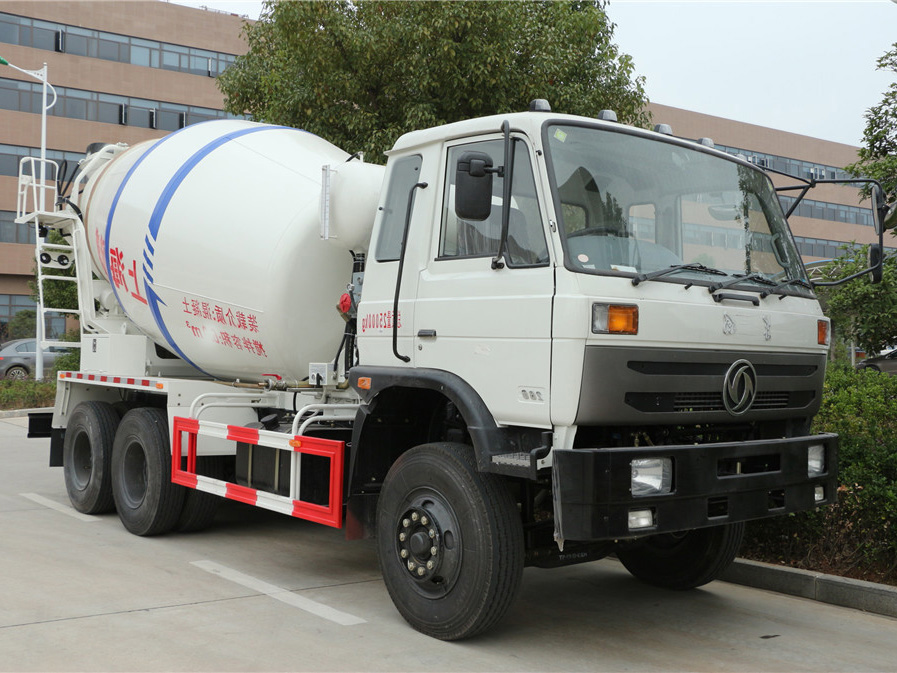 東風(fēng)153  EQ5250GJBLV攪拌車(chē)